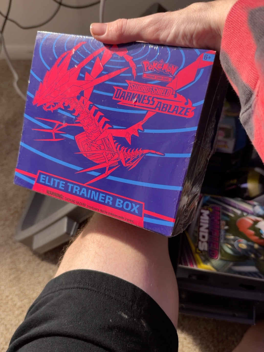 Pokémon Darkness Ablaze Elite Trainer Box