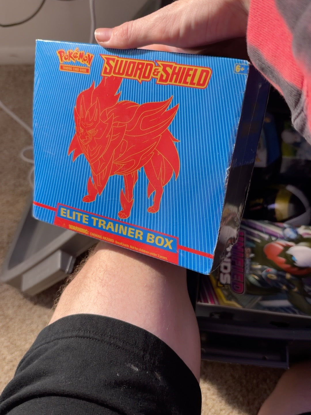 Pokémon Sword & Shield Elite Trainer Box — Zamazenta